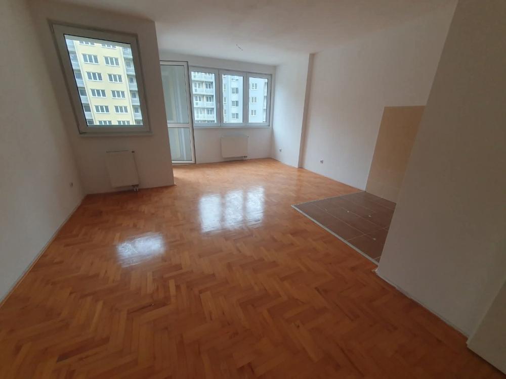 Slika 1 - 1.0 stan, useljiv i uknjizen, novogradnja Bulevar